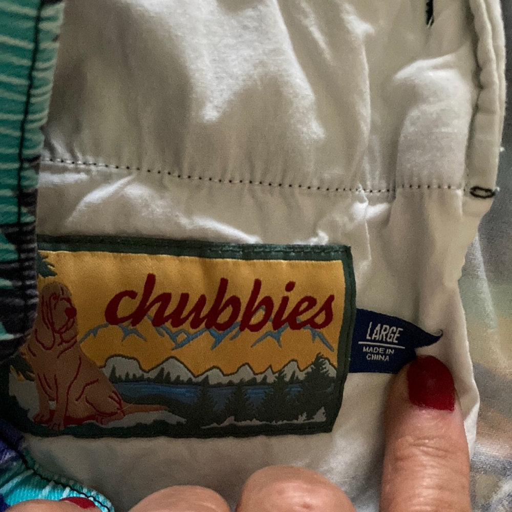 Size large short Chubbies